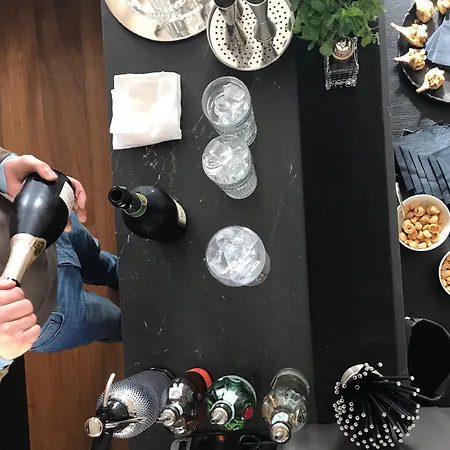 Baca Suites, Restaurant & Bar מלון