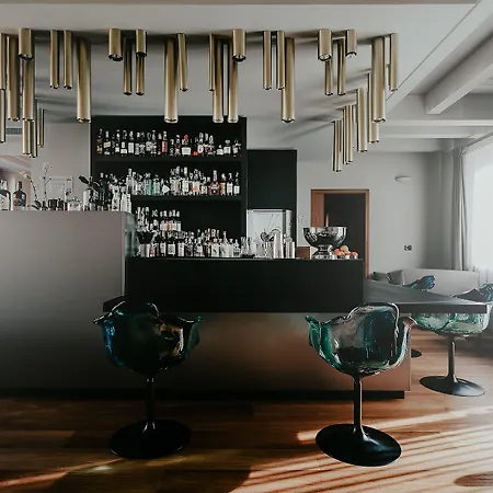 Baca Suites, Restaurant & Bar 3* טאראנטו