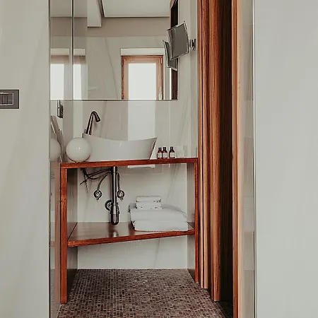 מלון Baca Suites, Restaurant & Bar