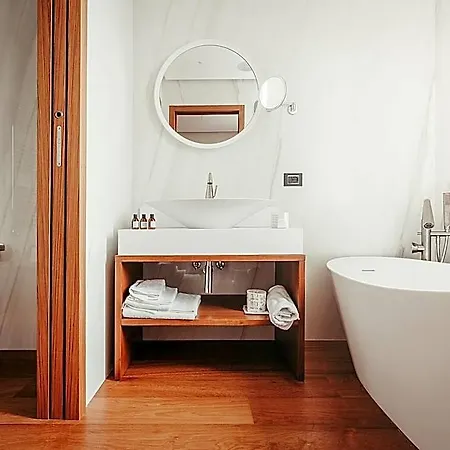 Baca Suites, Restaurant & Bar 3* 타란토